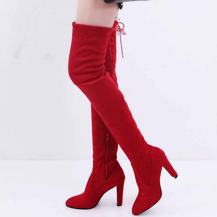 Damen Overknee-Stiefel mit High Heels – Eleganz trifft Power